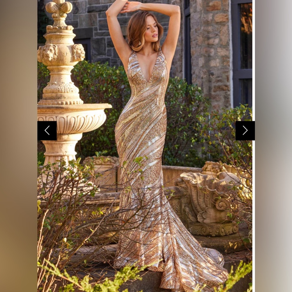 Jovani Fashion Evening Dress - Picture 2 of 7